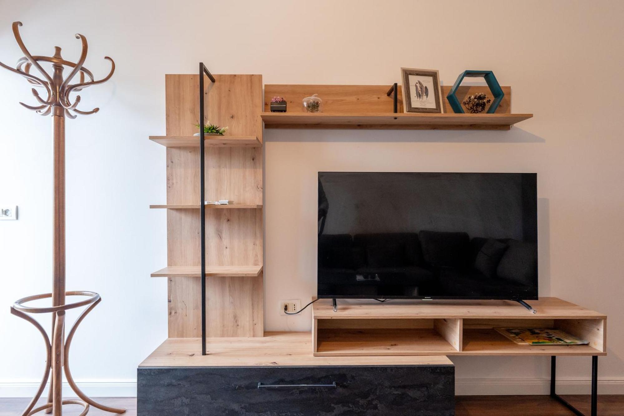 Tirent - Komuna E Parisit, 2 Apartamento *